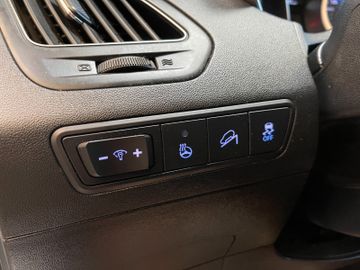 Hyundai ix35 Style AWD *1.HAND*AHK*BI-XEN*KAM*NAVI*