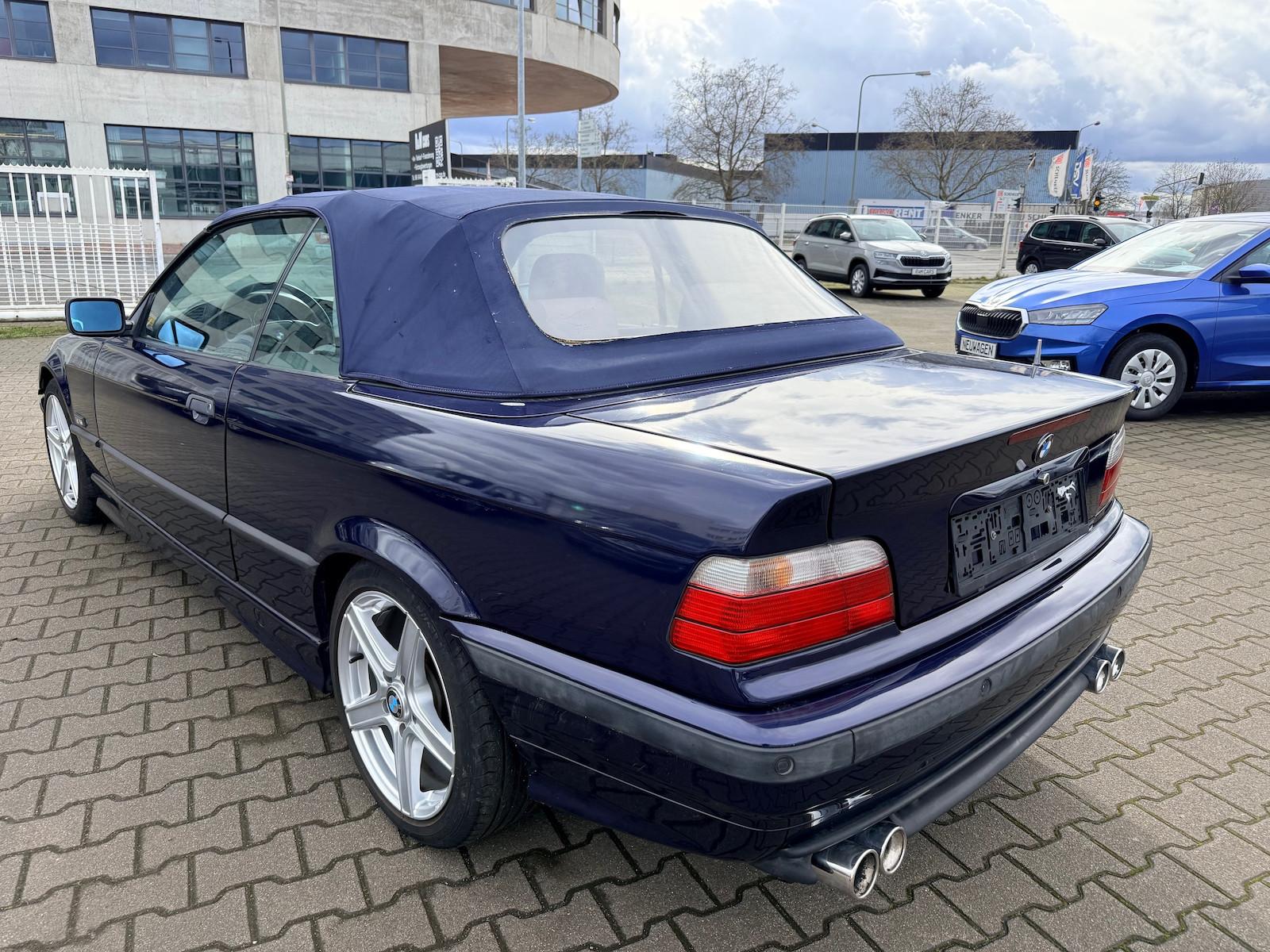 BMW 328i Cabrio Automatik Exclusiv Edition