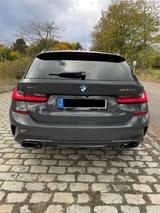 BMW M340d Premium Selection bis 08/2027 - BMW: Kombi, 3.0