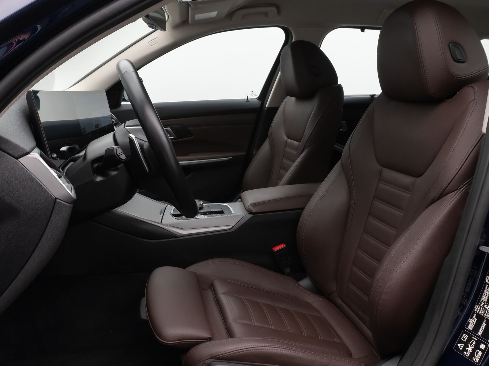 Fahrzeugabbildung BMW 320d xD Kamera HUD DAB Komfort Sport Individual