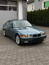 BMW E36 Coupé Jahreswagenzustand 44.500km Oldtimer - BMW aus 1995: E36