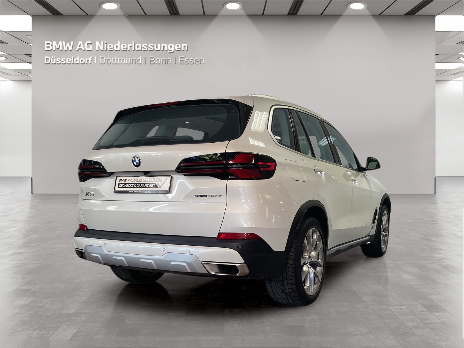 BMW X5 xDrive30d Navi AHK Kamera Pano.Dach HiFi foto 2