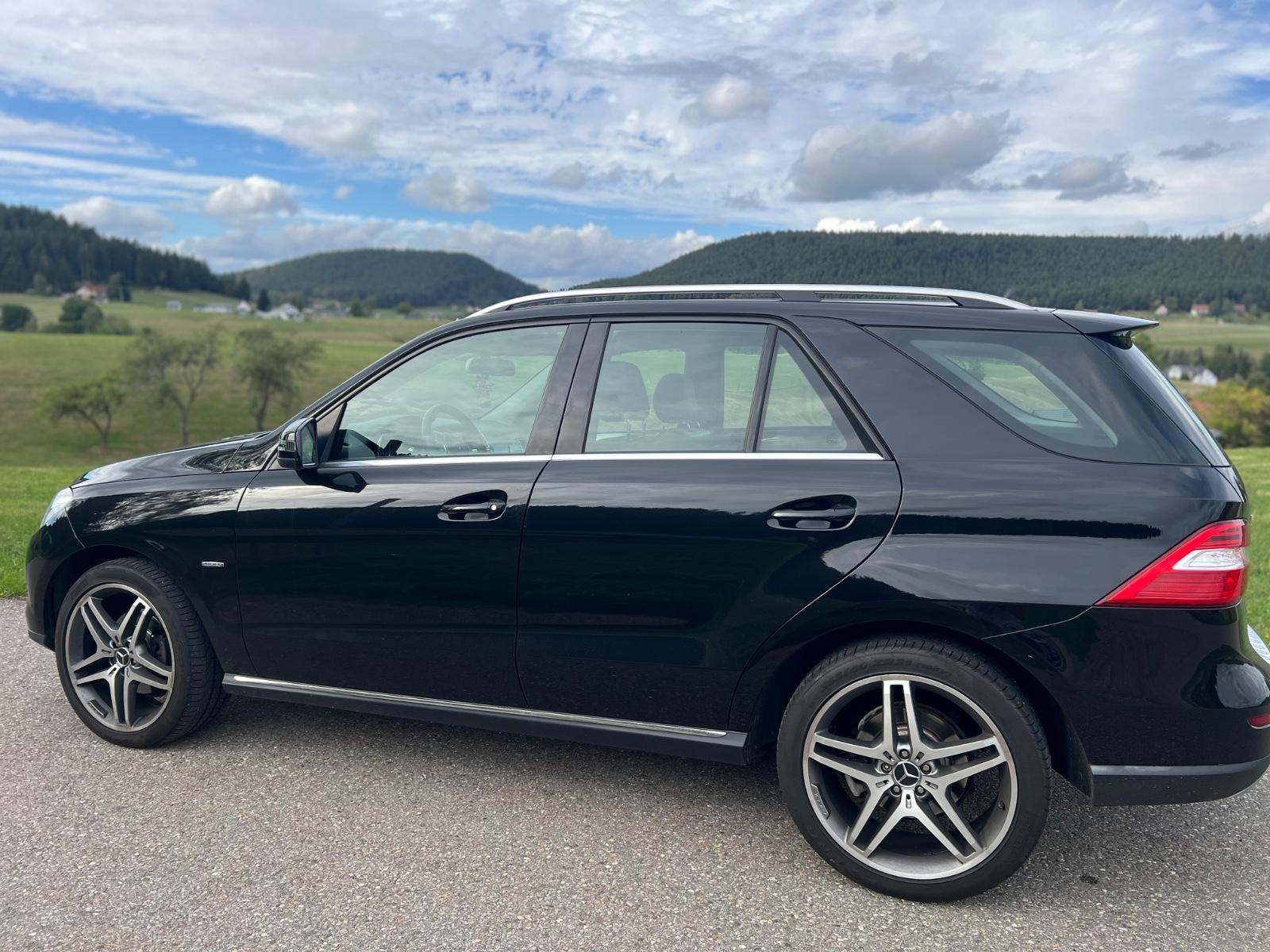 Mercedes-Benz MErcedes ML350 CDI 4 MAtic,Airmatic,AHK, Webasto