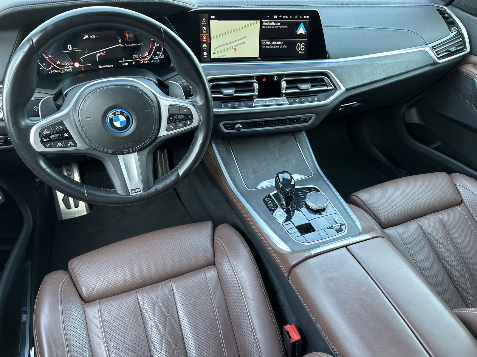 Fahrzeugabbildung BMW X5 xDrive45e M-Sport NAV+LED+PANO+360°+ACC+21ZO
