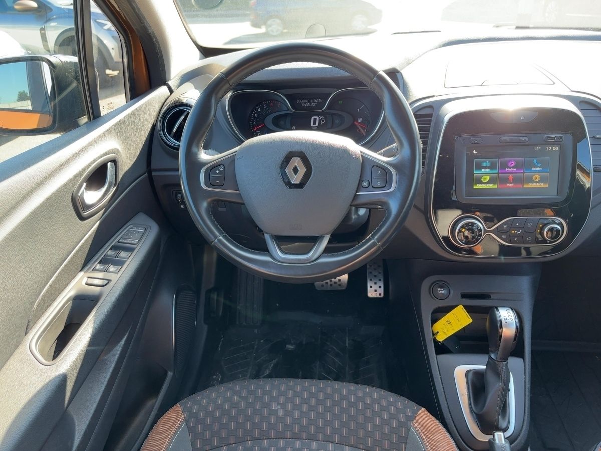 Fahrzeugabbildung Renault Captur Collection TCe 150 EDC SHZ GJR