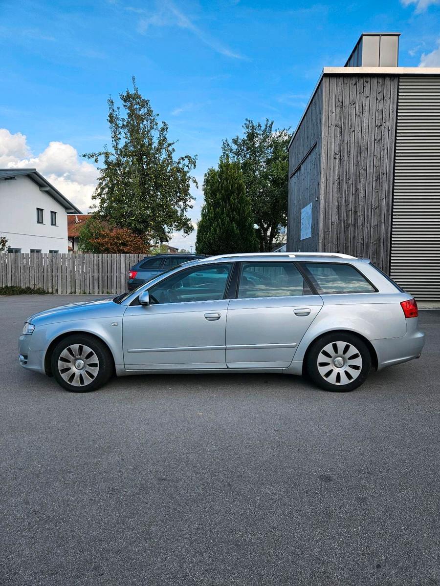 Audi A4 2004 — двигун 163 HP (120kW)