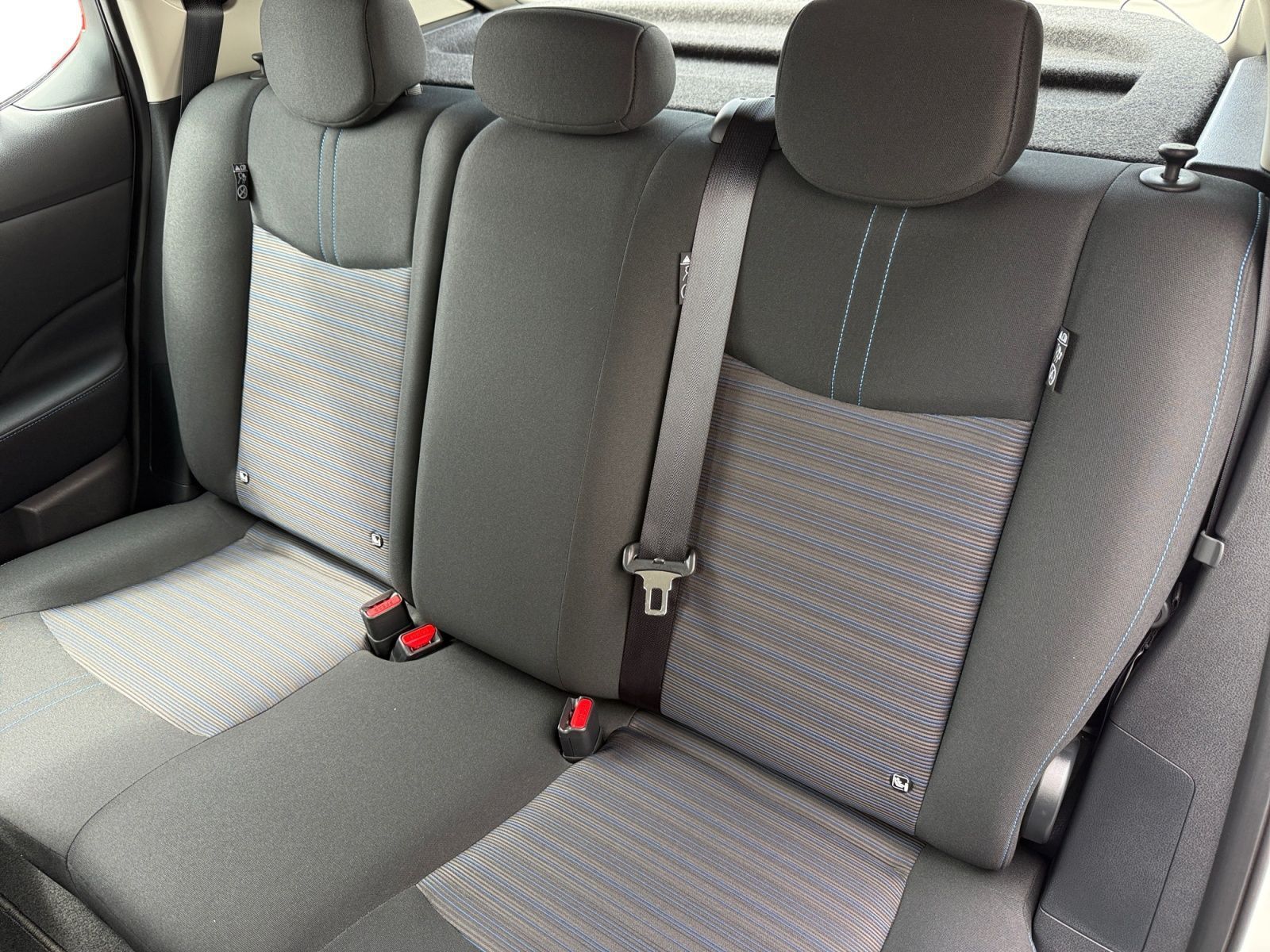 Fahrzeugabbildung Nissan Leaf Acenta R-KAMERA TÜV + SERVICE NEU