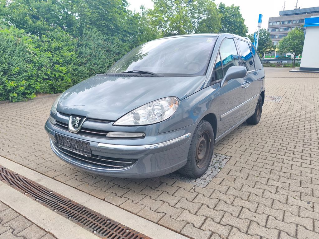 Peugeot 807