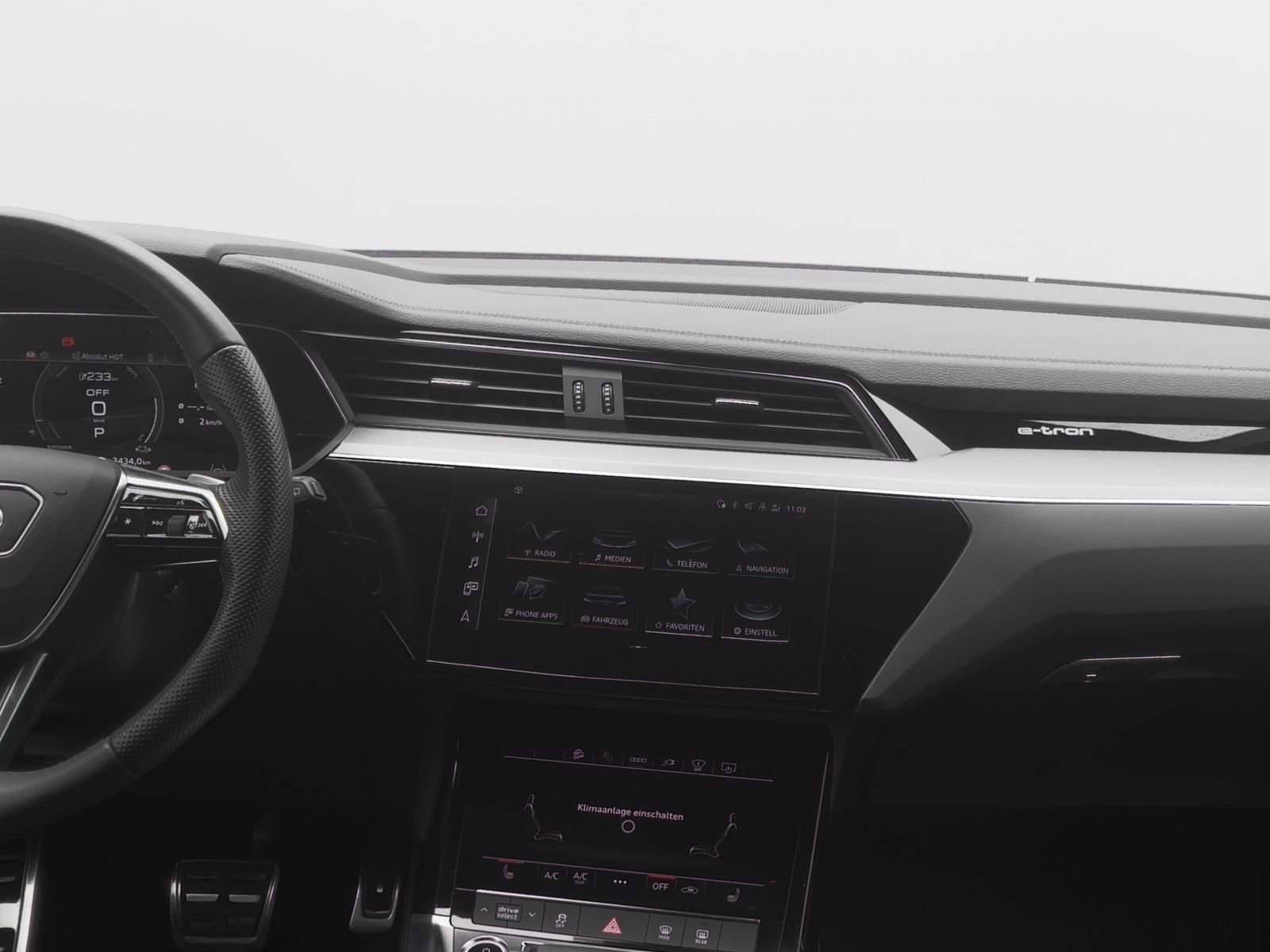 Audi Q8 e-tron - Bild 10