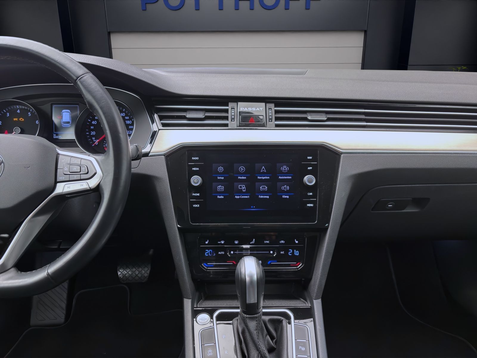 Volkswagen Passat Variant - Bild 15