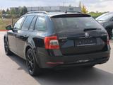 Skoda Octavia Combi 2.0 TDI DSG Clever*Navi*SH*Tempo - Skoda Octavia: Automatik