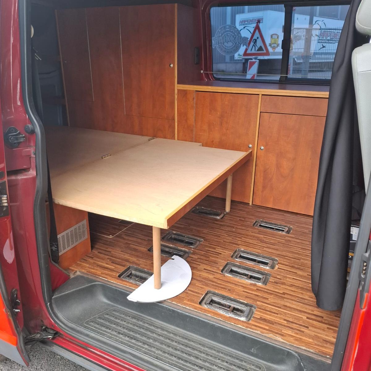 Volkswagen T5 Wohnwagen Umbau