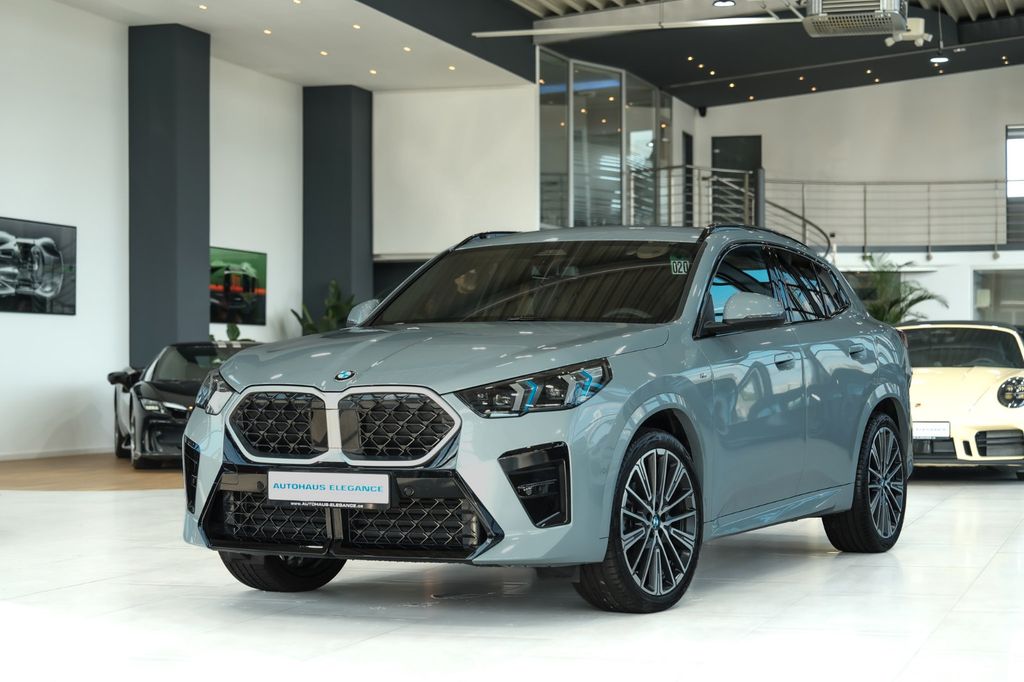 Image of BMW X2