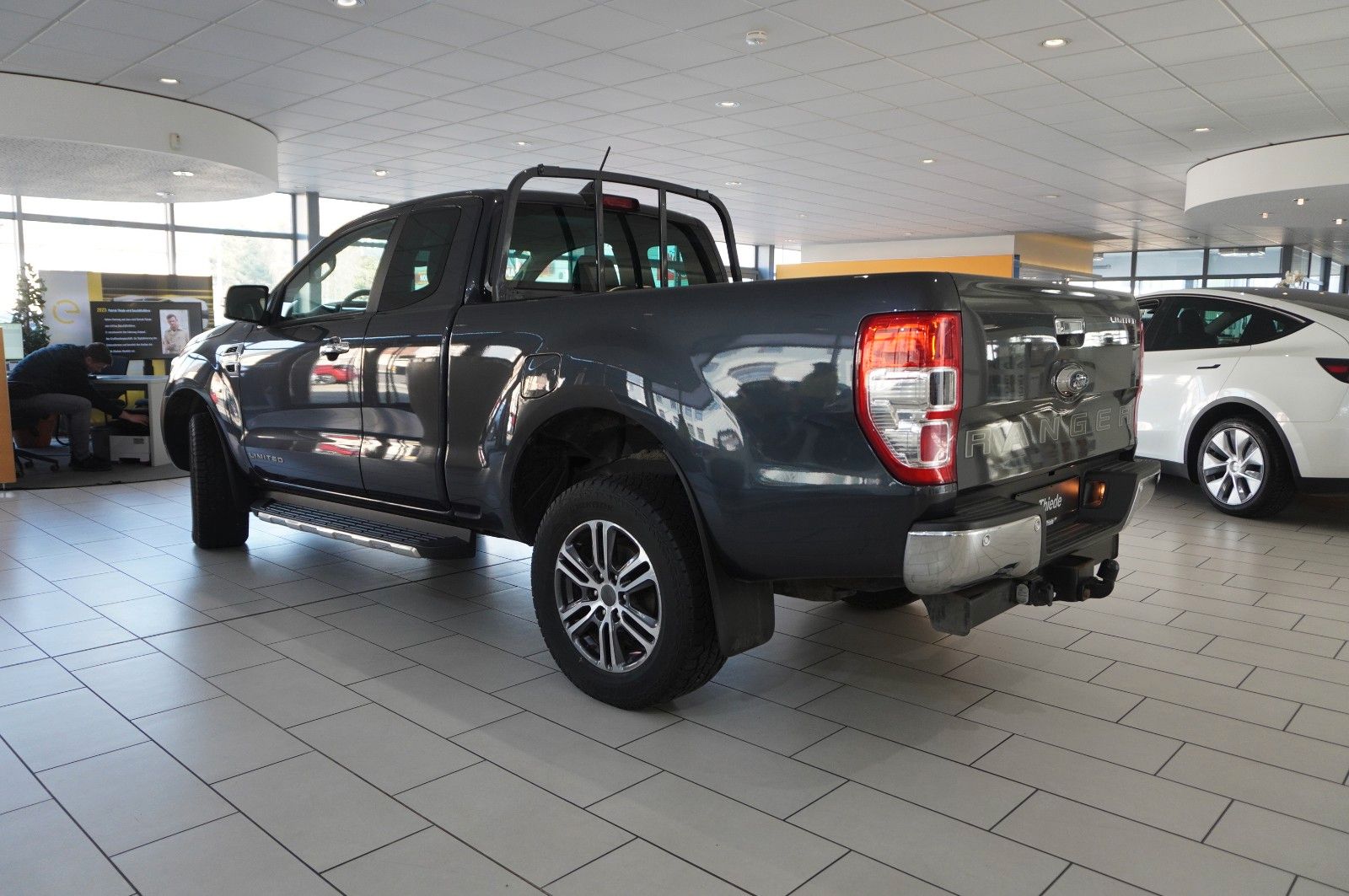 Fahrzeugabbildung Ford Ranger 2.0D LIMITED 4X4 EXTRA NAVI/LED/LEDER/AHK