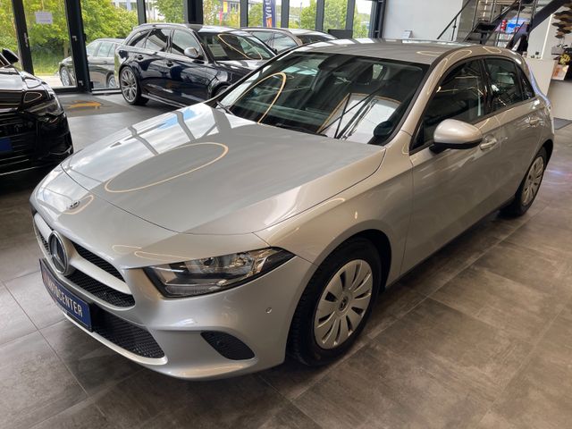 Mercedes-Benz A 200 A -Klasse *NAVI*PDC*SPURASSIST*TEMPOMAT*