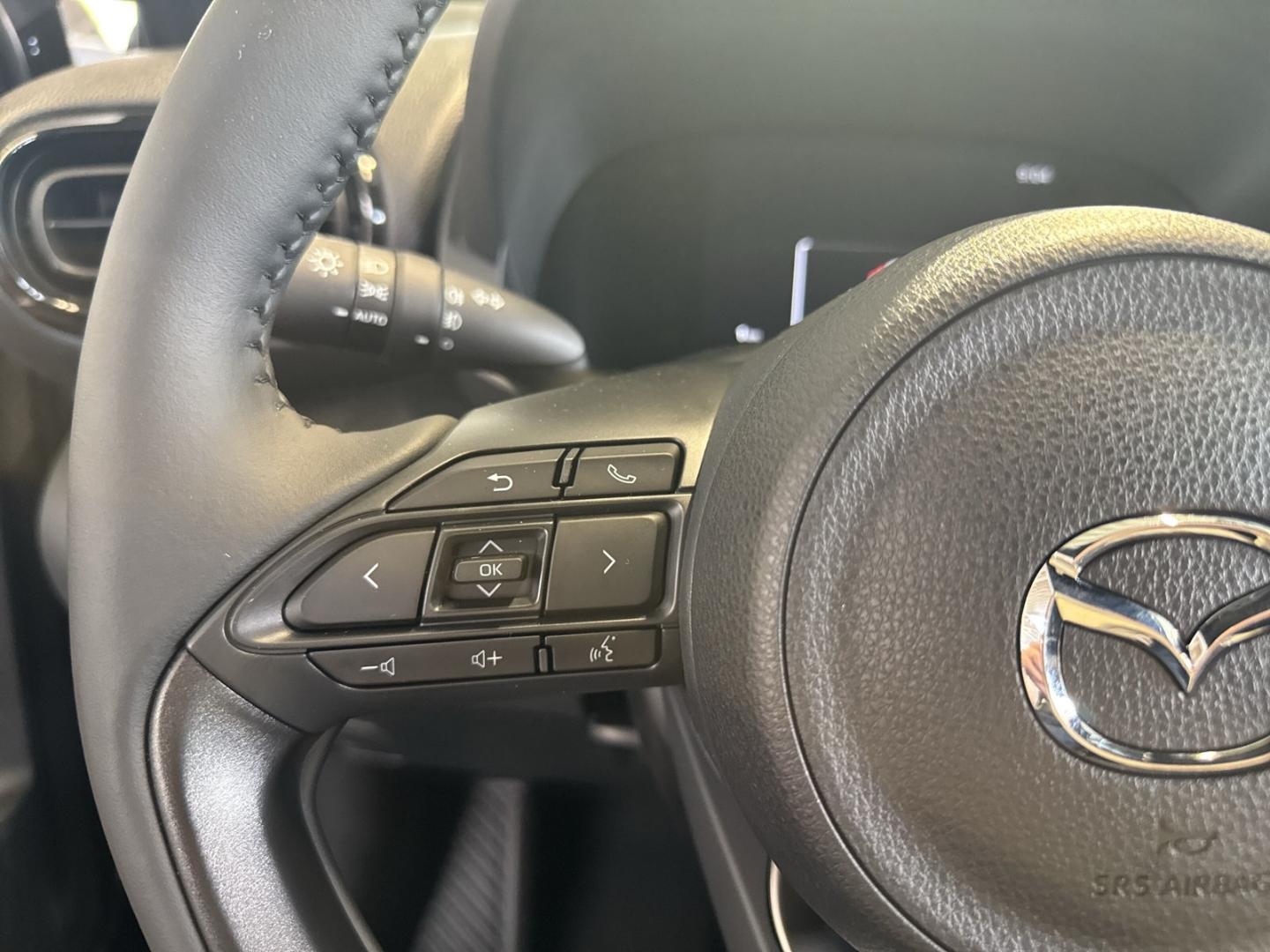 Mazda 2 Hybrid Homura Digitales Cockpit LED ACC Apple 