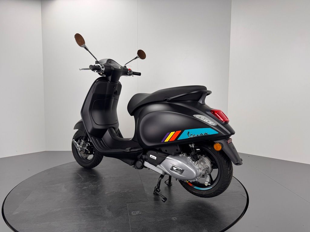 Fahrzeugabbildung Vespa PRIMAVERA 125 SPORT E5+ *NEUFAHRZEUG