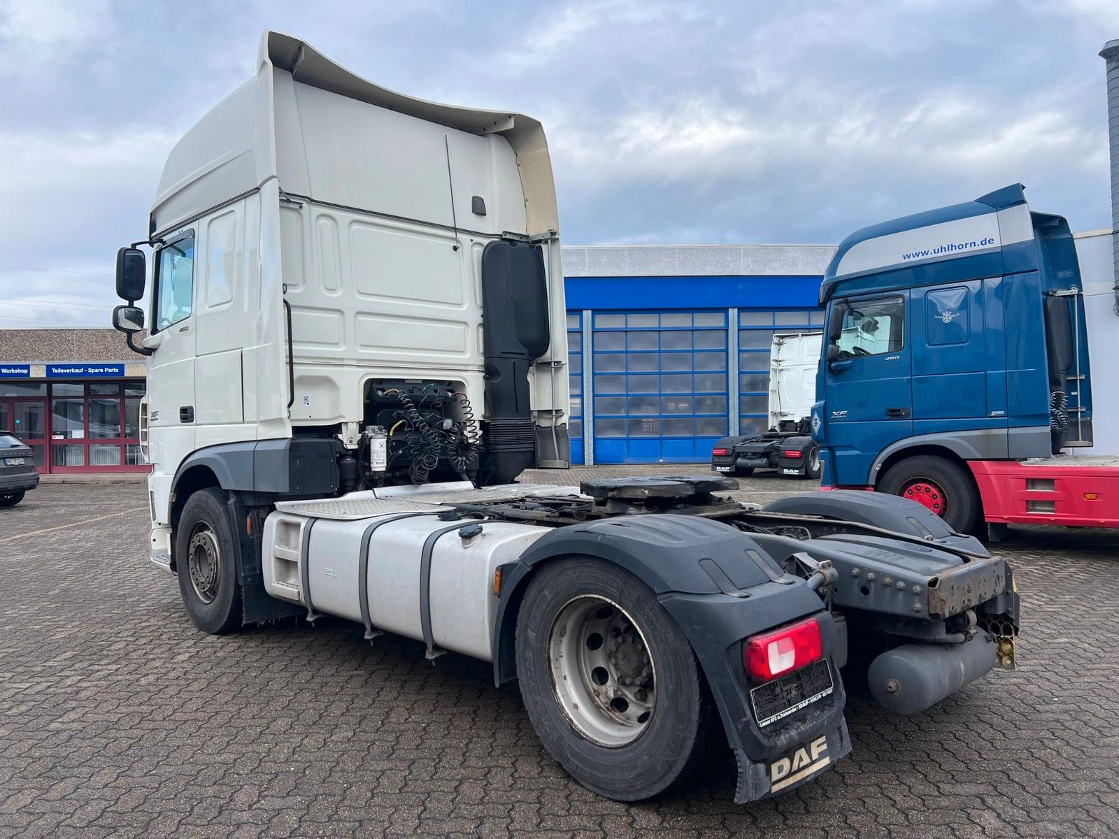 Fahrzeugabbildung DAF XF 460 FT SSC, Intarder