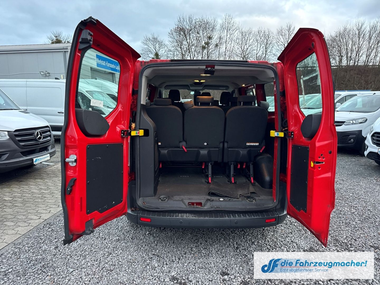 Fahrzeugabbildung Ford Transit Custom Tourneo 300 L1 *2170