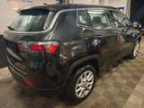 Jeep Compass Altitude Mild-Hybrid FWD ACC Lane 360 - Jeep Compass: Schwarz