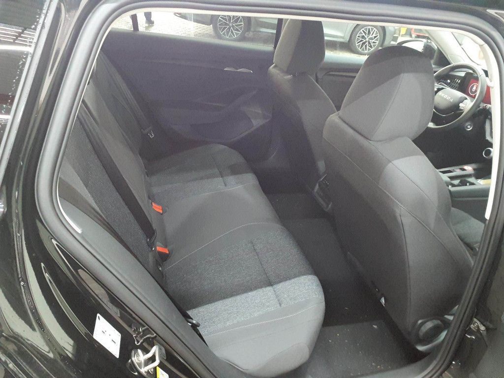 Skoda Superb - Bild 7
