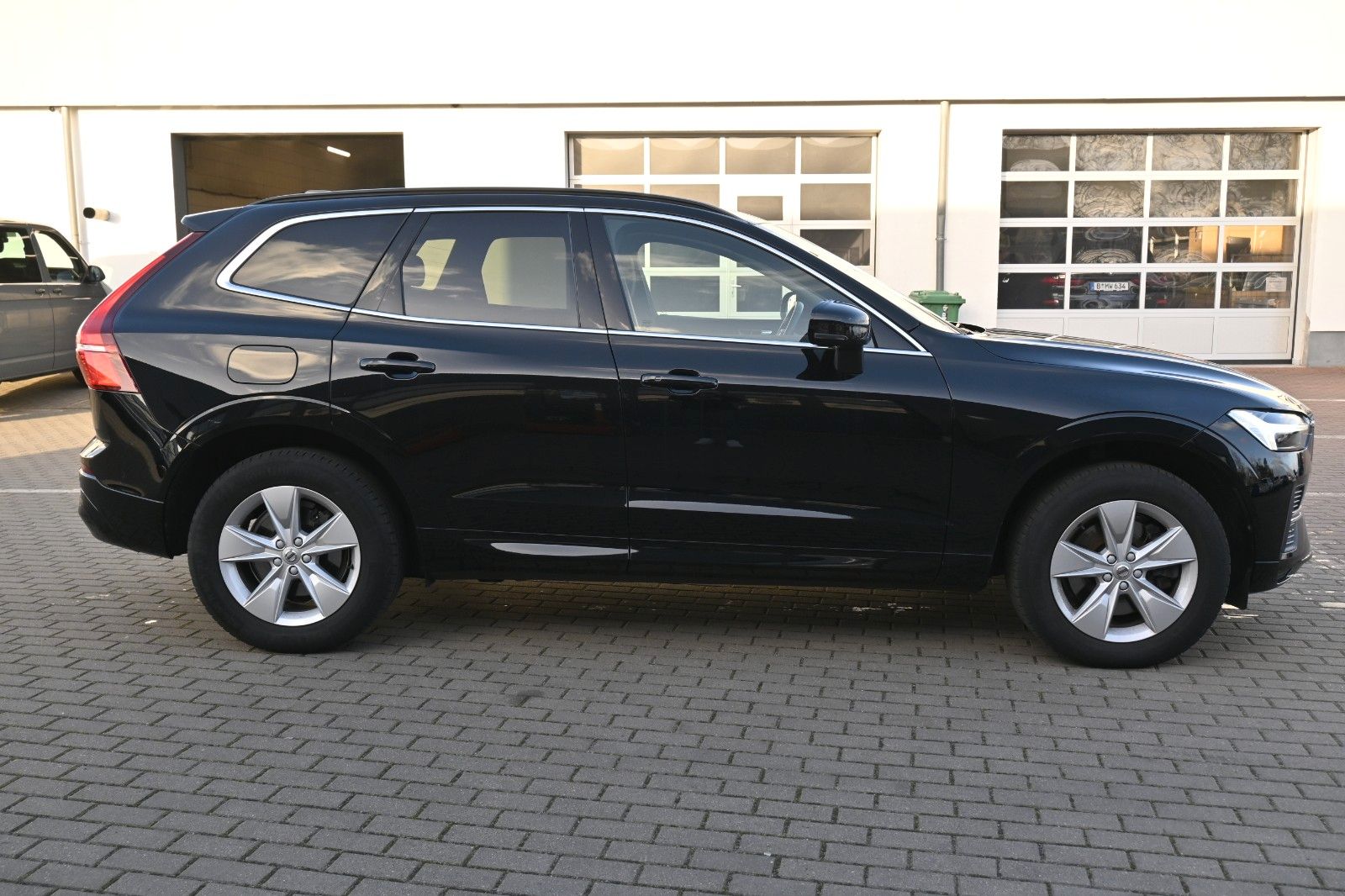 Fahrzeugabbildung Volvo XC60 B4 D  Momentum Pro*RFK*PANO*ACC