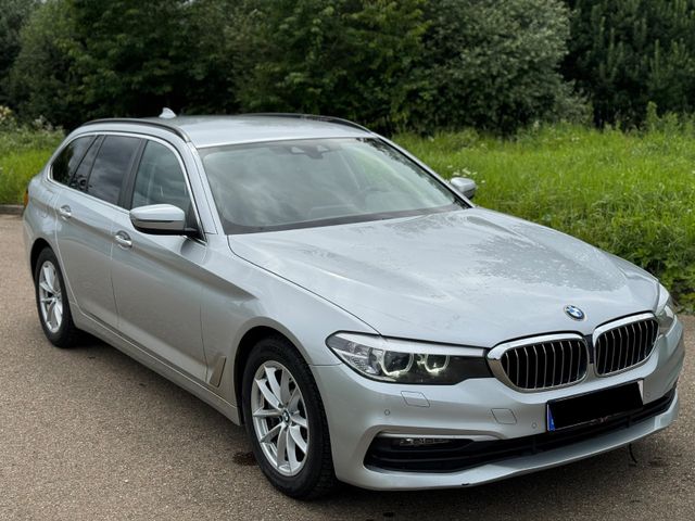 BMW 530 d x Drive LED/NAVI/BI-XENON/1.HAND