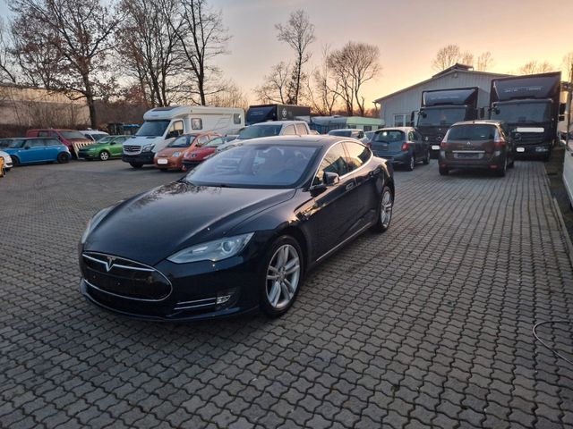 Tesla Model S 85*Free Supercharger*Performance