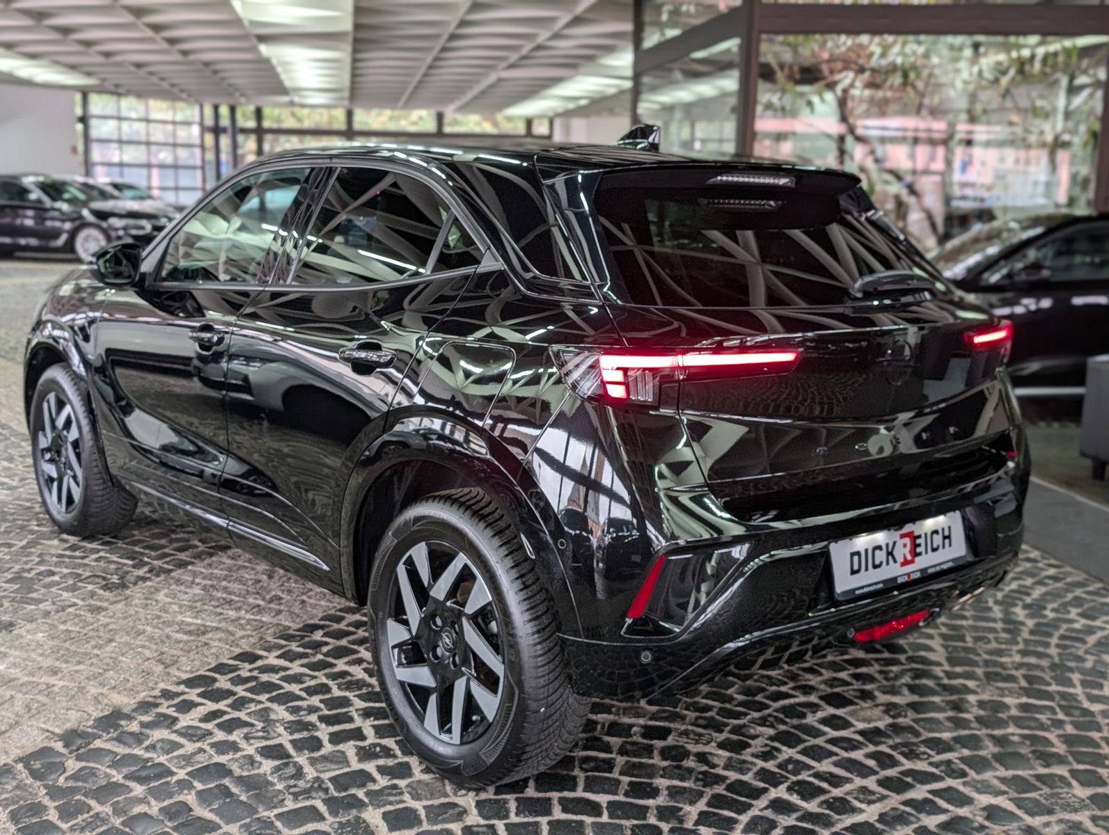 Fahrzeugabbildung Opel Mokka GS BLACK INTEL LUX TECH KAM SHZ BHL VIRT