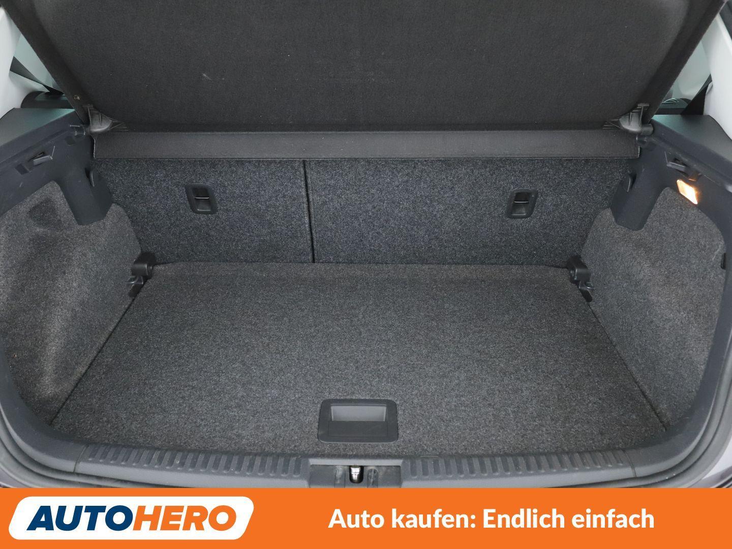 Volkswagen Polo 1.2 TSI Lounge BMT Aut. *NAVI*LED*TEMPO*CAM