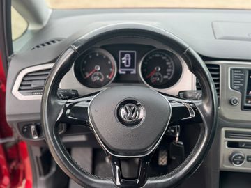 Volkswagen Golf - 12