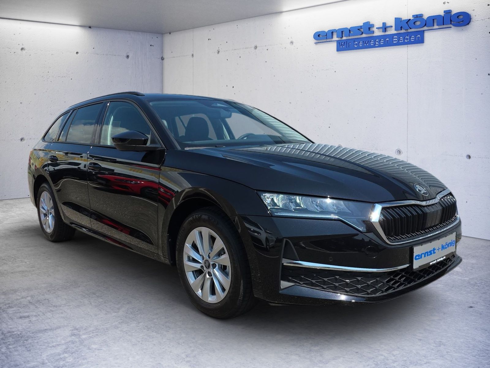 Skoda Octavia Combi 1.5 TSI mHEV DSG Selection AHK RFK imagem 2