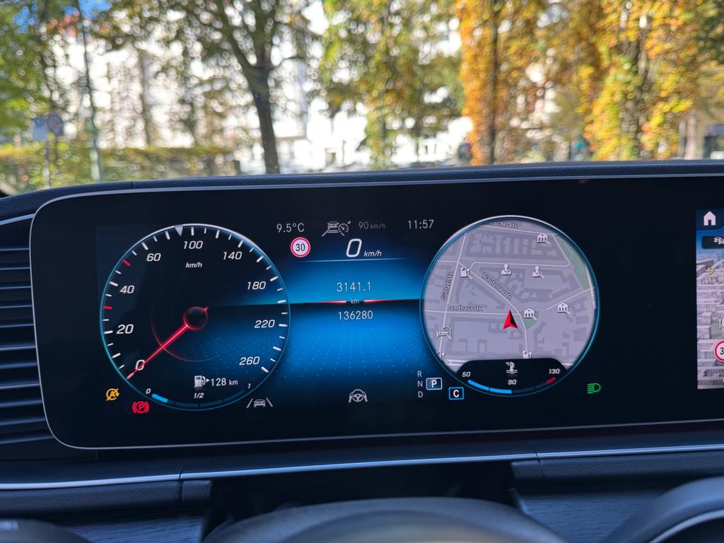 Mercedes-Benz GLS 400