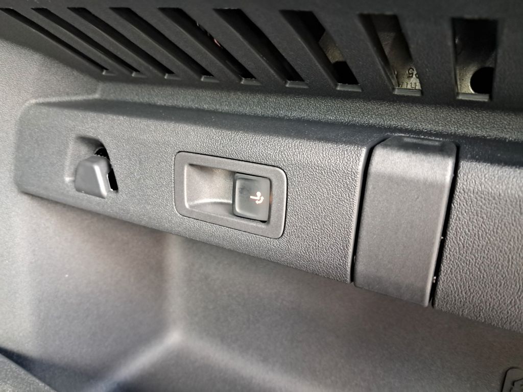 SKODA Elroq 60 Sportline Anhängerk. Kamera LED - Bild 12