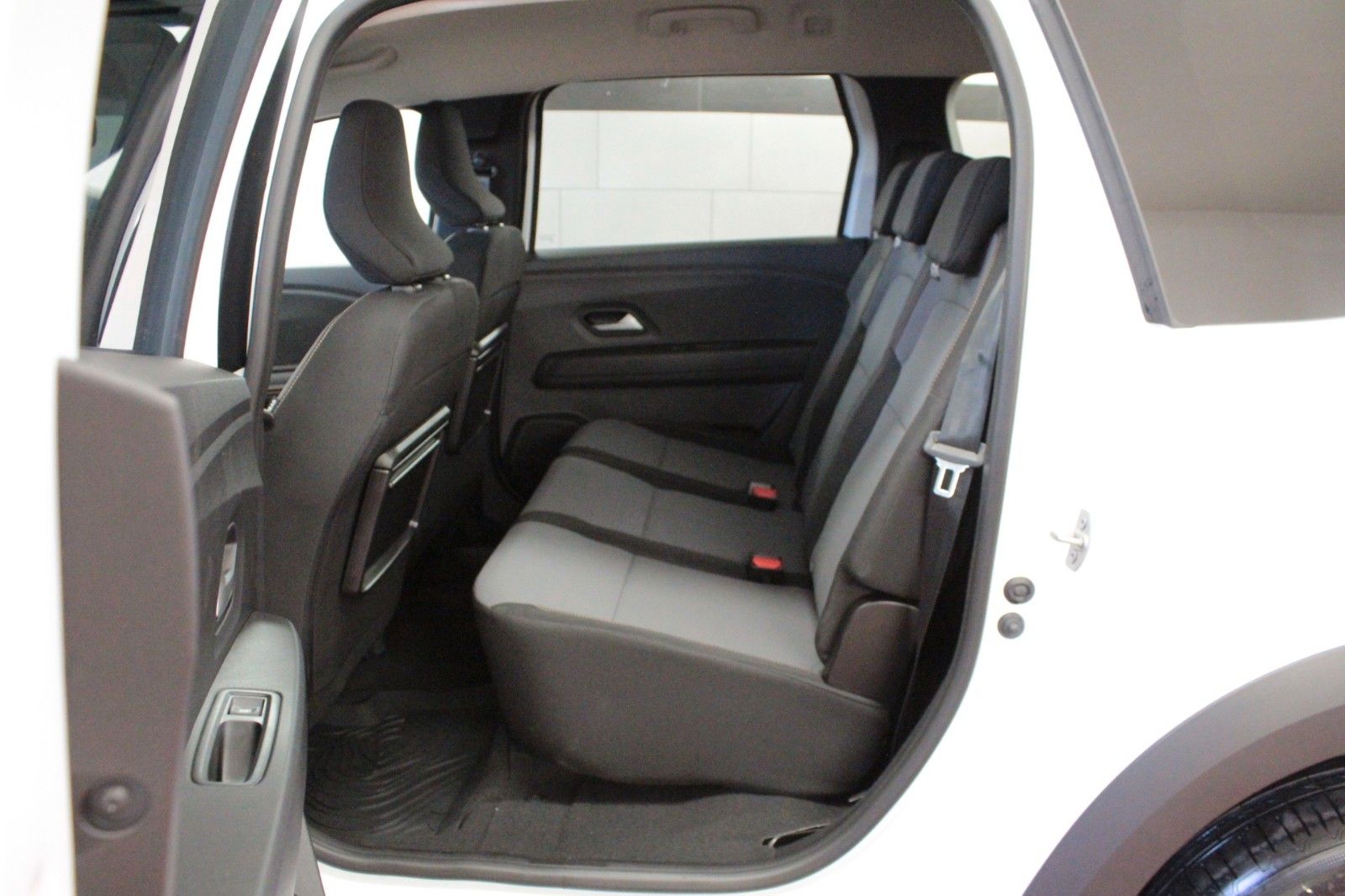 Fahrzeugabbildung Dacia Jogger Eco-G 100 Extreme+ 5-Sitzer *15166*