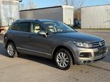 Volkswagen Touareg V8 TDI 1.Hand *R Line*Leder*Standheizung - Volkswagen Touareg aus 2012: TDI