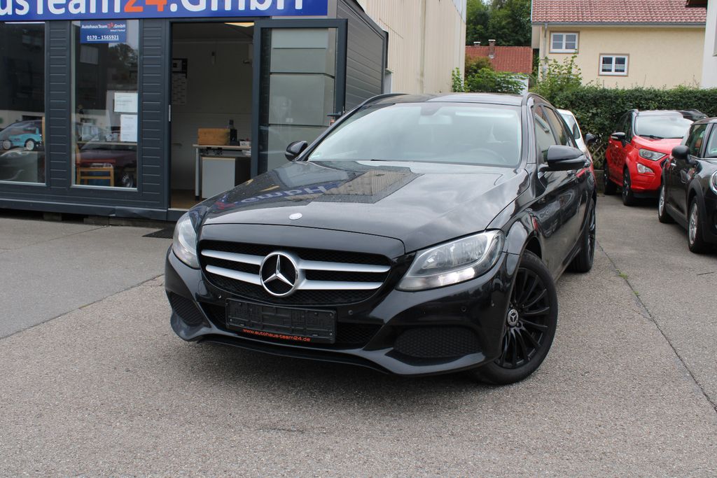 Image of Mercedes-Benz C 200