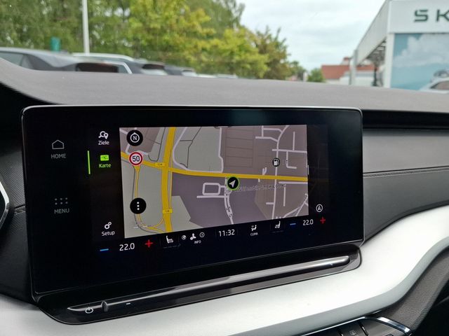 Octavia Combi 2.0TDI DSG Ambition AHK