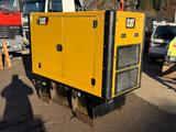 CAT DE33E - Stromaggregat - LKW mit Stromaggregat