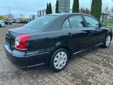 Toyota Avensis 2.0 Executive Lim. - Toyota Gebrauchtwagen in Villingen-Schwenningen