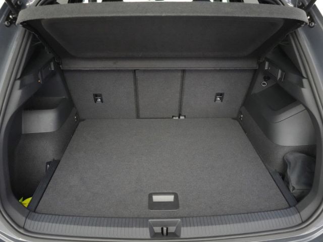 Tiguan R-LINE TDI 4MOTION DSG+AHK+360 GRAD KAMER