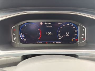 Volkswagen T-Roc 1.0 TSI Style TEMPOMATLEDPDC