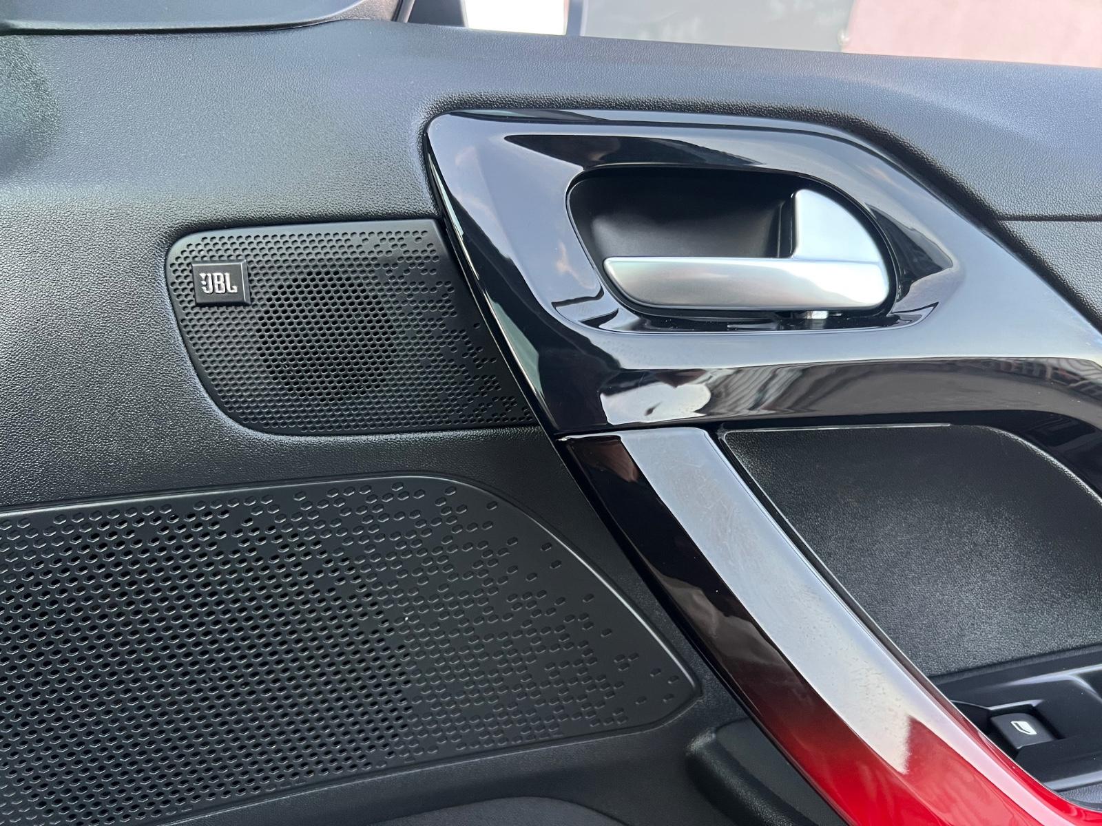 Peugeot 208 GTi*1.Hand*LED*Pano*Navi*Shz*Leder*Scheckh.*