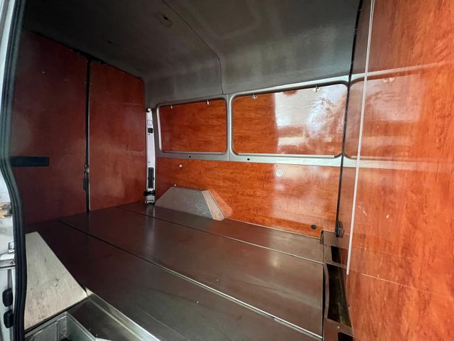 MERCEDES-BENZ Sprinter 211 CDI (901.6/902.661/62) - Bild 5