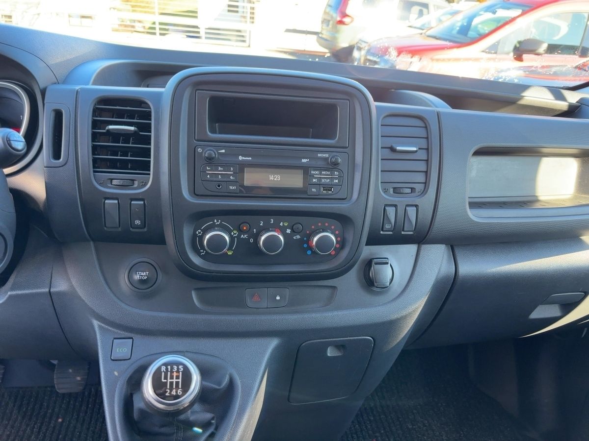 Fahrzeugabbildung Renault Trafic Lkw L1H1 3,0t dCi 120 Klima AHK EPH