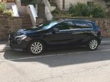 Mercedes-Benz A 180 d - Unfallfrei, HU neu, Bremsen neu, Navi - Mercedes-Benz A 180 in Solingen