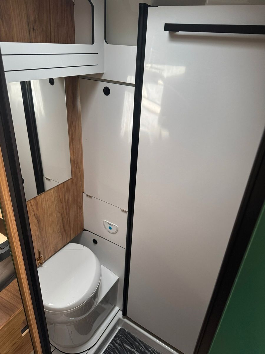 Fahrzeugabbildung Karmann Dexter DE 580 140 PS / Concept Paket