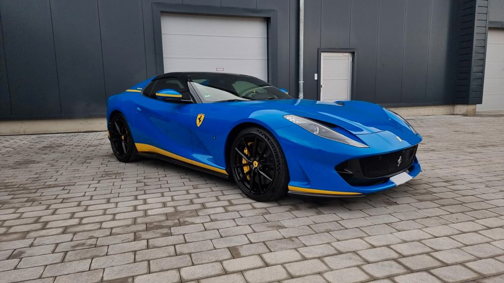 Image of Ferrari 812