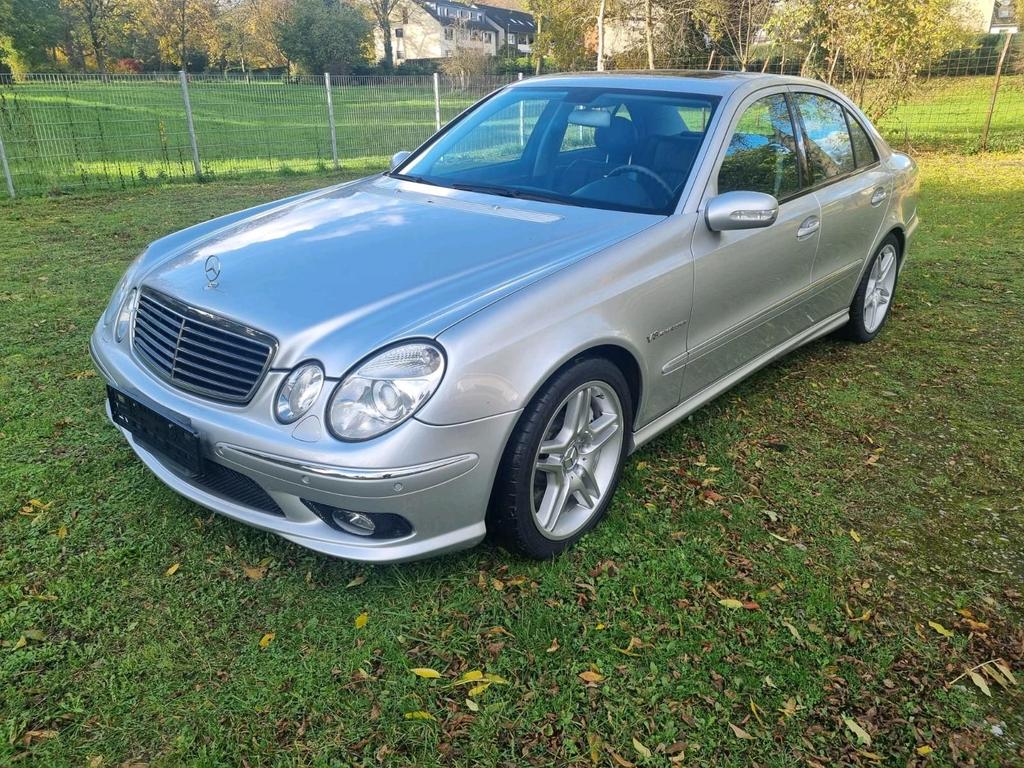 Mercedes-Benz E 55 AMG