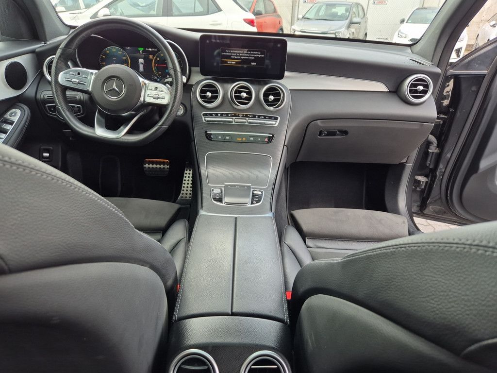 Fahrzeugabbildung Mercedes-Benz GLC 300 de AMG Line 4Matic